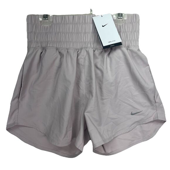 NWT Nike One Dri-FIT DX6642-019 Women Ivory Ultra High Brief-Lined Shorts Size S - Picture 1 of 4